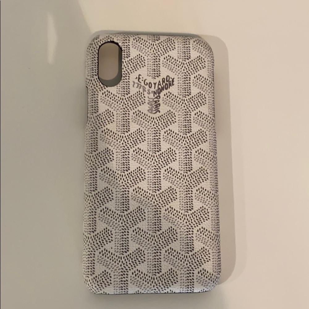 White iPhone X case